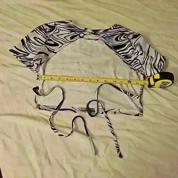 Shein Bundle 🎀 XS Crop Tops - Picture 9 of 10